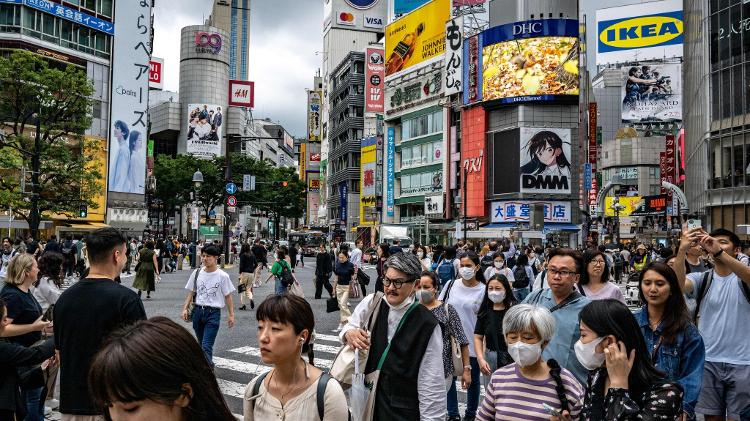 Por enquanto, o cruzamento de Shibuya, em Tóquio, é um dos mais movimentados do mundo. Mas o despovoamento está começando a atingir fortemente o Japão