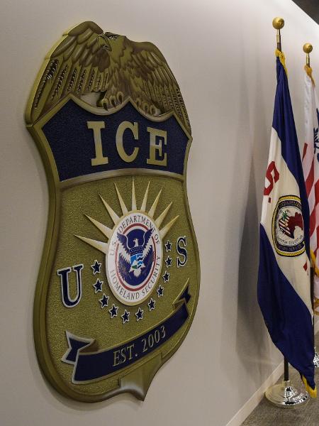 Sede do ICE (Serviço de Imigração e Alfândega dos EUA), em Washington, DC. Sede do ICE (Serviço de Imigração e Alfândega dos EUA), em Washington, DC.