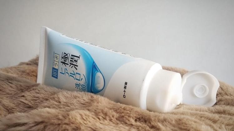 Sabonete facial Hada Labo está disponível em embalagem de 100g Sabonete facial Hada Labo está disponível em embalagem de 100g
