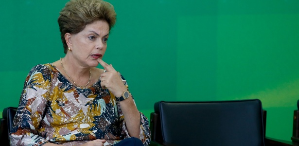 "Sabem que não sou ladra", desabafou Dilma após Cunha aceitar pedido - Pedro Ladeira/Folhapress
