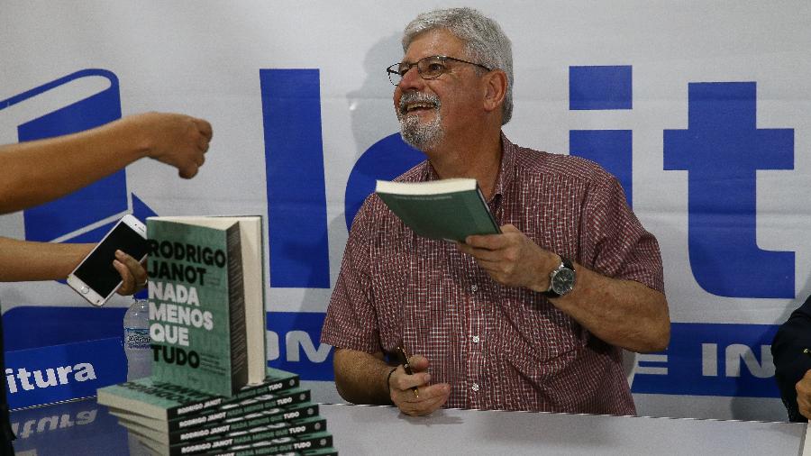 O ex-procurador-geral da República Rodrigo Janot durante lançamento de seu livro, numa livraria de shopping de Brasília - Pedro Ladeira/Folhapress