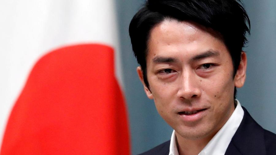 11.set.2019 - O ministro do Meio Ambiente do Japão, Shinjiro Koizumi antes de reunião com o primeiro-ministro japonês Shinzo Abe, em Tóquio - Issei Kato/Reuters