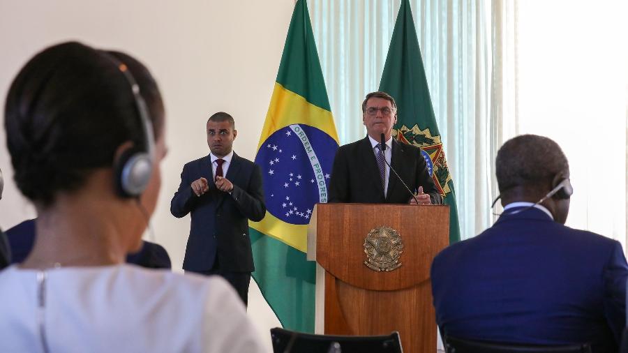 Bolsonaro em reunião com chefes de missões diplomáticas, em Brasília - Clauber Cleber Caetano/PR