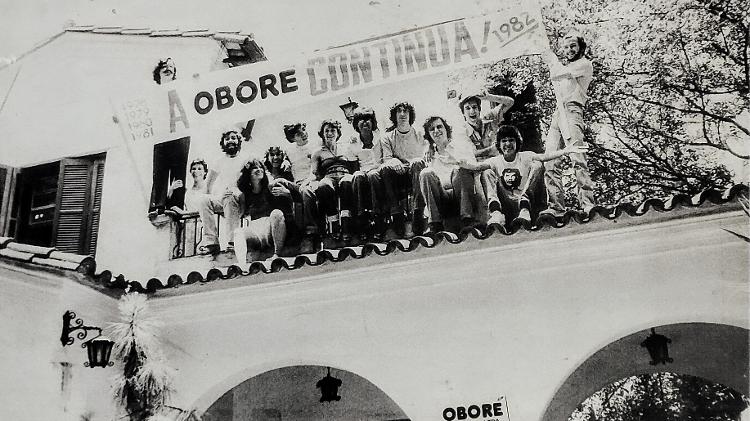 Equipe da Oboré Editorial em dezembro de 1981; Sérgio Gomes, Ailton Krenak (de óculos escuros), Glauco e Laerte integram o grupo