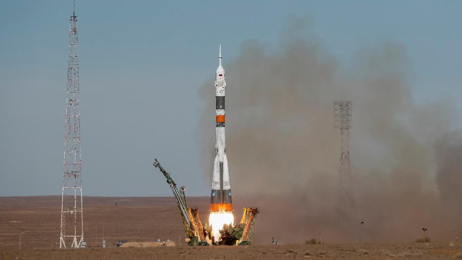 11.out.2018 - A nave russa Soyuz é lançada da base de Baikonur, no Cazaquistão, rumo à ISS (Estação Espacial Internacional) - Shamil Zhumatov/Reuters