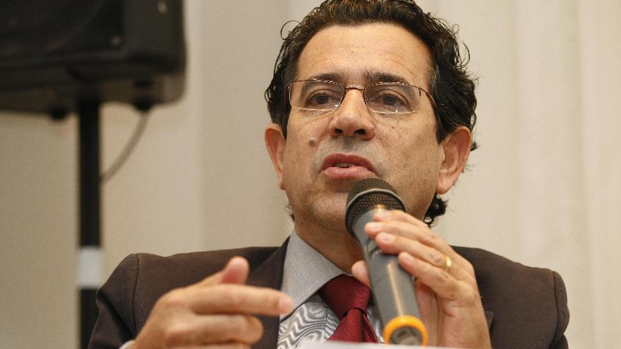 26.jul.2010 - Xico Graziano, então do PSDB, durante debate em São Paulo - Moacyr Lopes Junior/Folhapress