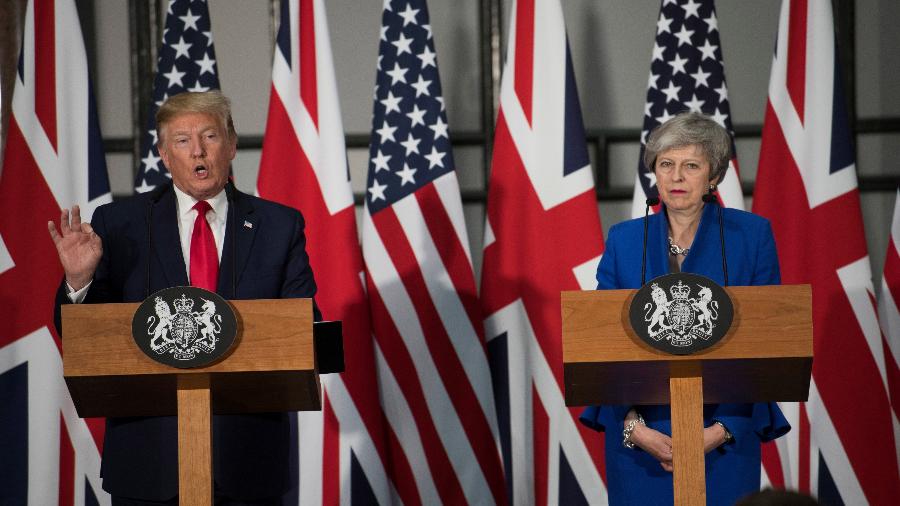 4.jun.2019 - O presidente dos Estados Unidos, Donald Trump, e a primeira-ministra do Reino Unido, Theresa May, em conferência de imprensa em Londres - David Rose/Pool via Reuters