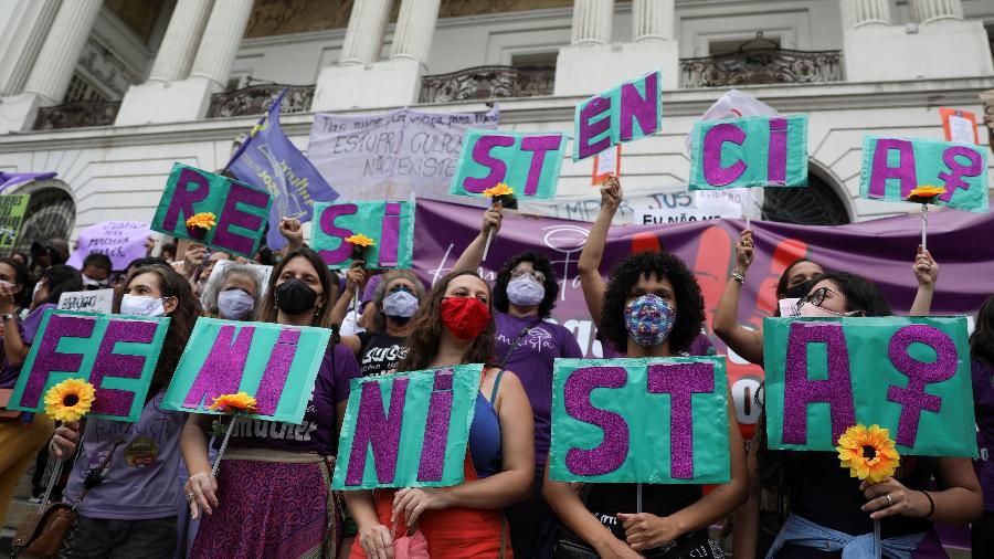 Protesto no Rio por segurança das mulheres e por justiça em casos de estupros - Pilar Olivares - 8.nov.2020/Reuters