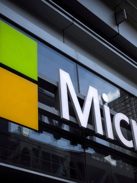 Logo da Microsoft no prédio da empresa em Nova York, nos EUA - REUTERS/Mike Segar
