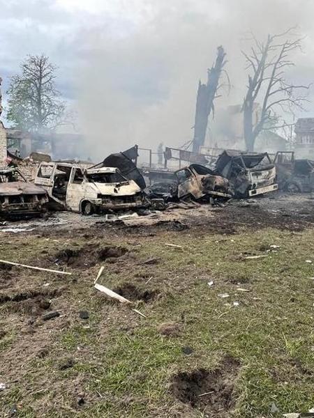 12.mai.2022 - Ataque causou destruição em Novhorod-Siversky, no norte da Ucrânia - Reprodução/Facebook/StratcomCentreUA