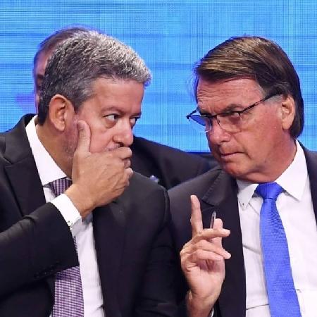 Presidente da Câmara, Arthur Lira, e o ex-presidente Jair Bolsonaro - abril/2022