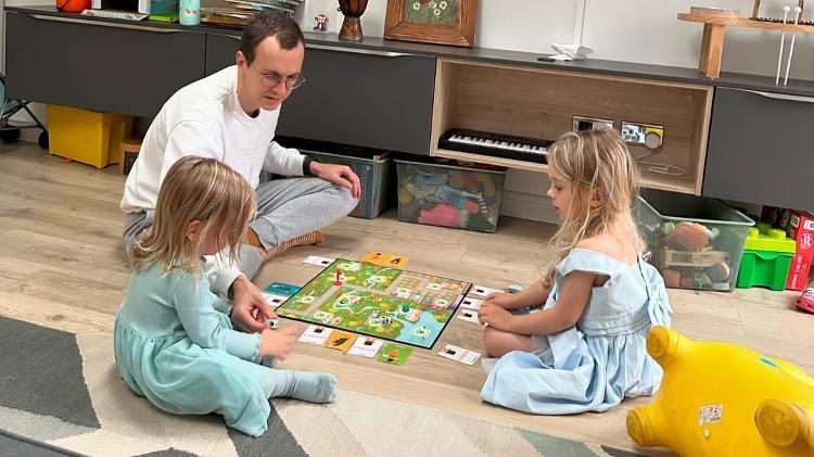 Luiz Gustavo e as filhas, Alice e Julia