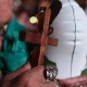 Manifestante mineira leva crucifixo para "pedir" por impeachment de Dilma - Douglas Magno/O Tempo/Estadão Conteúdo