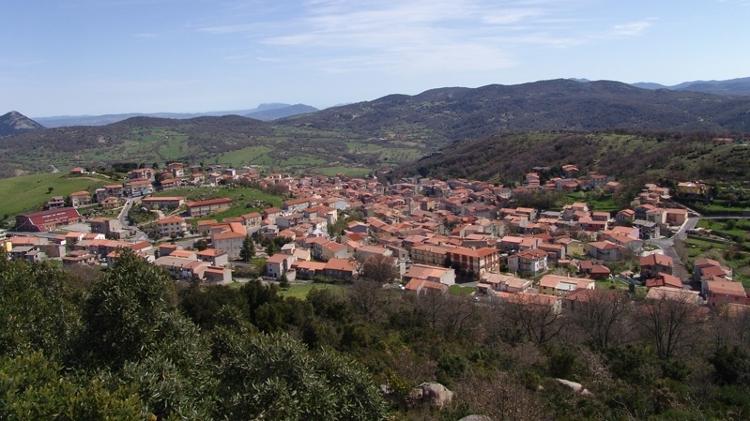 Cidade de Ollolai, na Itália