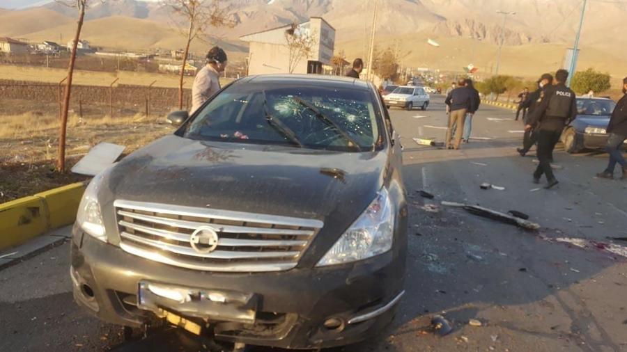 Cena do ataque que matou o renomado cientista nuclear iraniano Mohsen Fakhrizadeh, nas proximidades de Teerã - Wana News Agency/Via Reuters