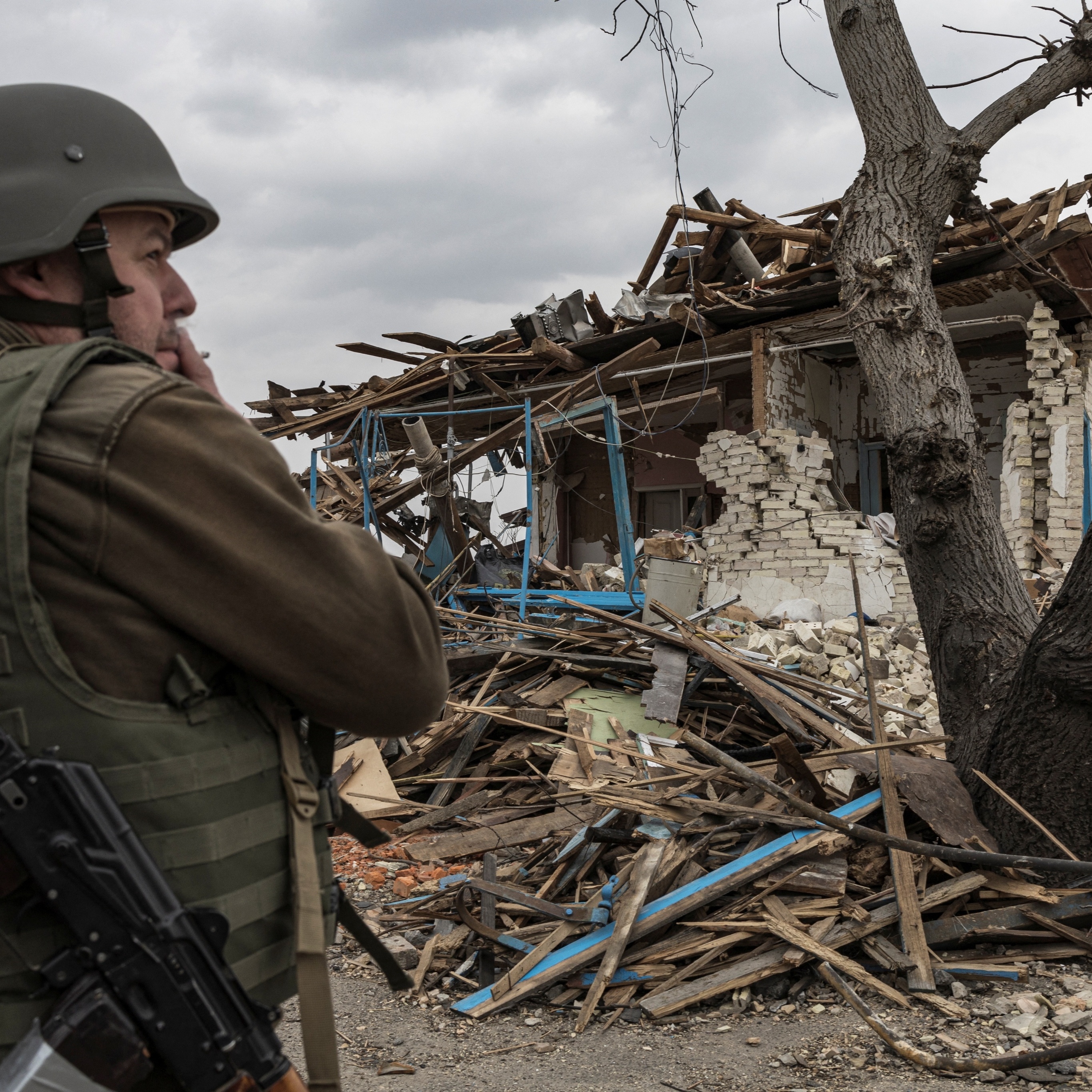 EUA envia artilharia para Ucrânia destruir poder da Rússia foto imagem