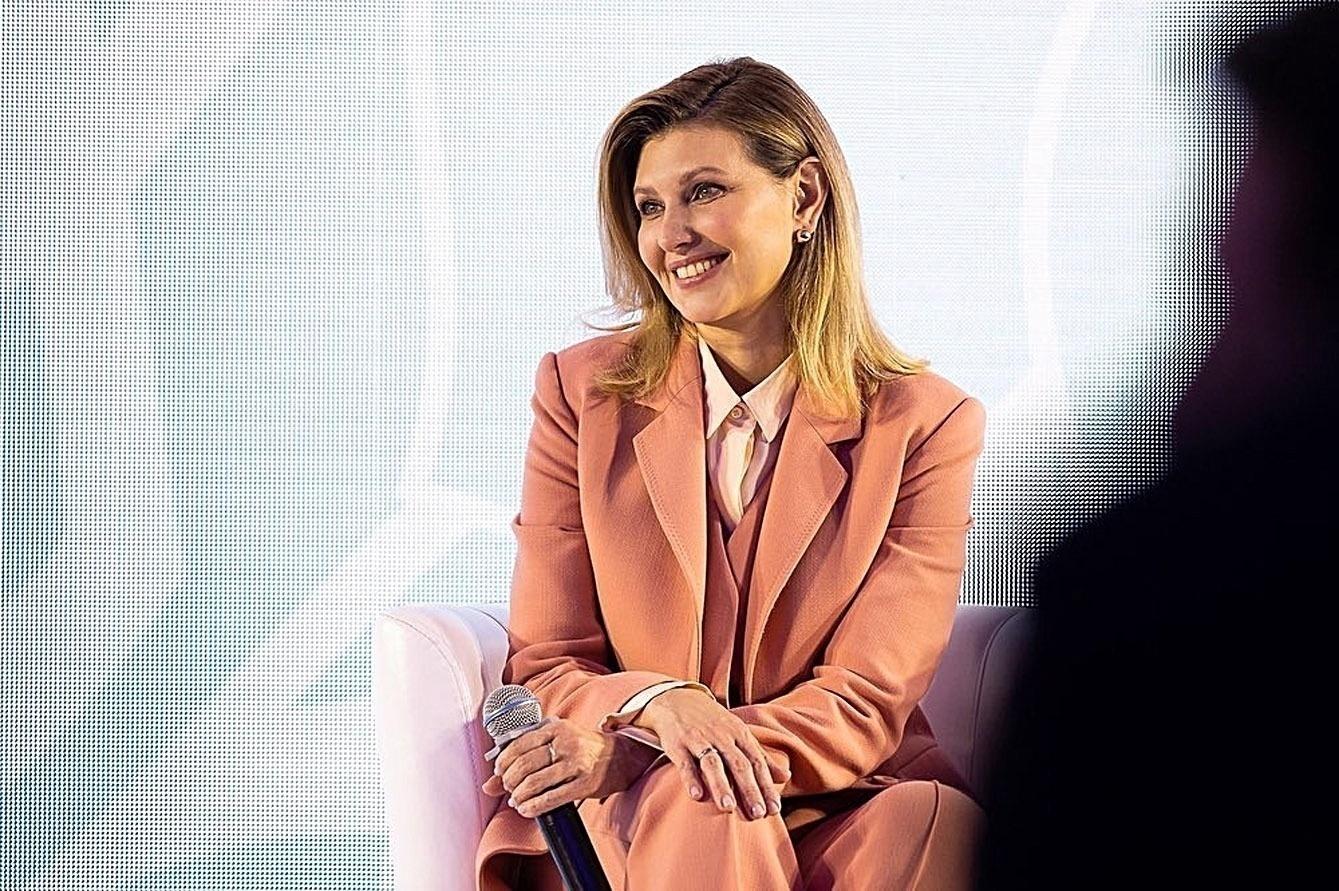 Jun 07, 2022 - Olena wins the support of Pope Francis, who thickens the speech calling for an end to the conflict. - reproduction