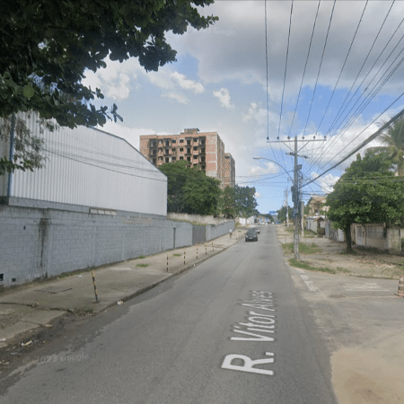 PM foi acionada para checar roubos na Rua Vitor Alves, em Campo Grande, na Zona Oeste do Rio