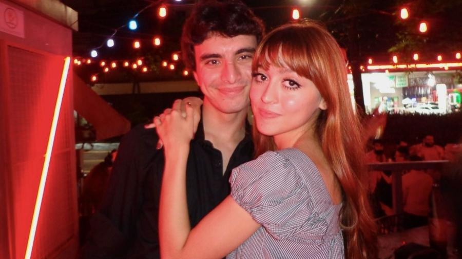 Casal Marina e Bruno descobriu que sua história começou antes mesmo do nascimento -- as mães fizeram FIV na mesma época Casal Marina e Bruno descobriu que sua história começou antes mesmo do nascimento -- as mães fizeram FIV na mesma época