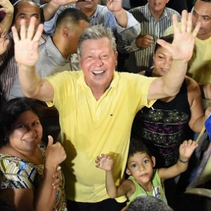 Arthur Virgílio Neto (PSDB, ao centro) - Mário Oliveira/Reprodução site oficial