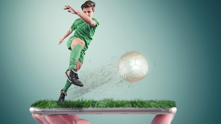 Futebol ao vivo saiu da exclusividade da televisão e está em vários dispositivos - iStock/Getty