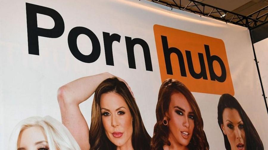 Pornhub sofre acusações de permitir a publicação de vídeos com conteúdo criminoso  - Reprodução/Pornhub