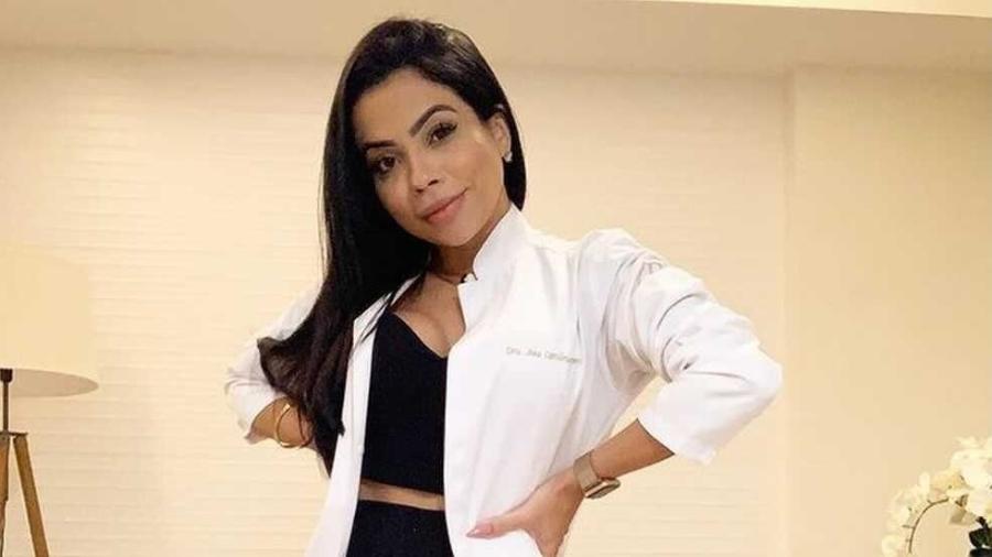 Ana Carolina Almeida Campos foi presa em flagrante pela polícia - Reprodução/Instagram