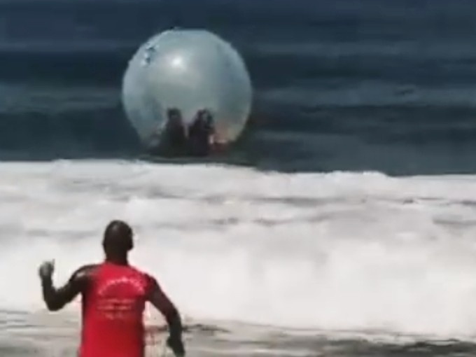 Shoppeando no Praia: Jabulani de Cristal