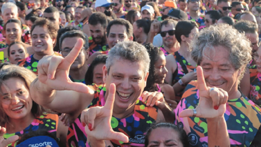 Macêdo em festa pré-Carnaval