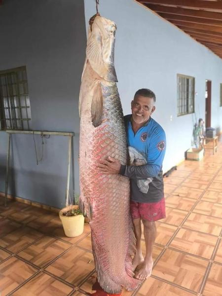 Pirarucu de 133 quilos fisgado no rio Grande - Arquivo Pessoal