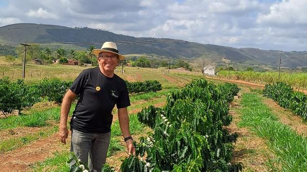 Guimarin Toledo, produtor de café na Paraíba