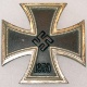 Cruz de ferro é uma releitura de um símbolo antigo usada pelo nazismo Cruz de ferro é uma releitura de um símbolo antigo usada pelo nazismo
