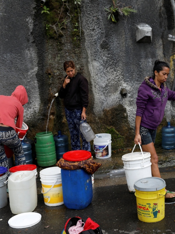 Marco Bello/ Reuters