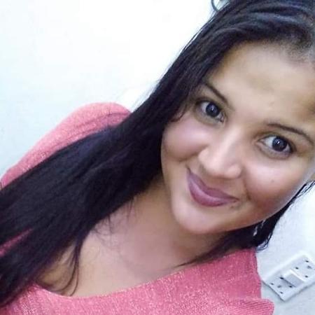 Kauana Porfirio foi morta a facadas em Cacoal (RO), na frente dos filhos - Reprodução/Facebook