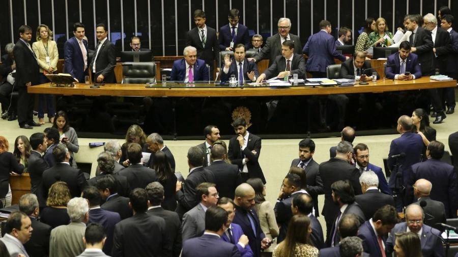Plenário da Câmara dos Deputados debate a reforma da Previdência em 2º turno - Fabio Rodrigues Pozzebom/Agência Brasil