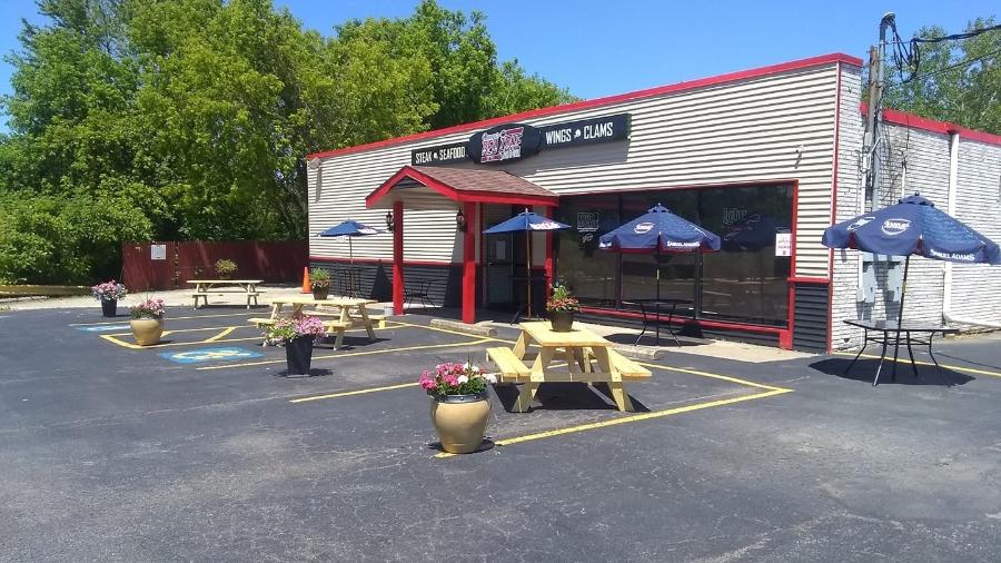 Área externa do Pamp"s Red Zone Bar and Grill, em Buffalo, local onde ocorreu a briga - Divulgação/Pamp"s Red Zone Bar and Grill