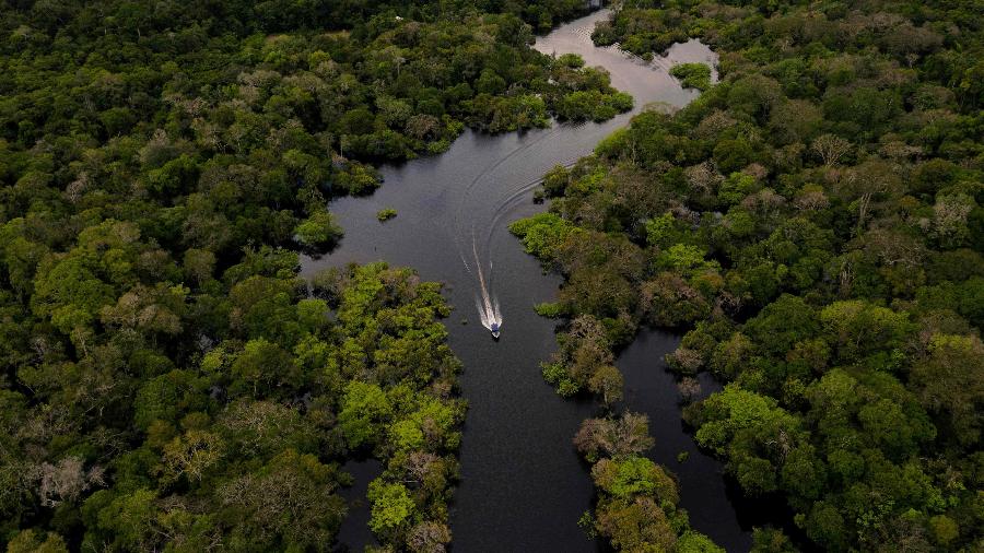 Rio Juruá, no município de Carauari, no coração da floresta amazônica