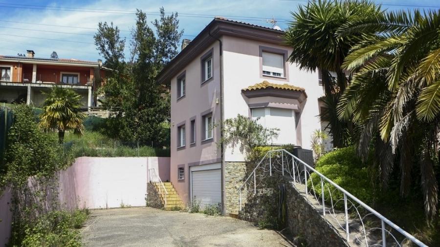 Crianças foram mantidas por três anos em cativeiro na casa, que fica na cidade de Oviedo