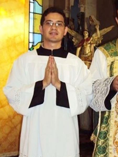 Brendo viveu por mais de uma década em seminários Brendo viveu por mais de uma década em seminários