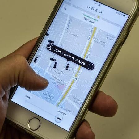 Aplicativo do Uber em funcionamento - Marcello Casal Jr./Agência Brasil