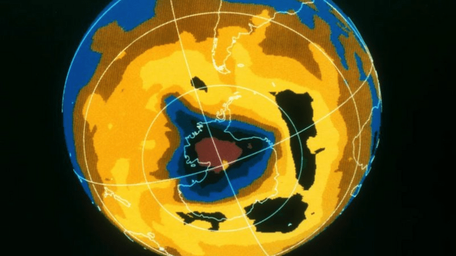 O buraco na camada de ozônio abre-se sobre a Antártida toda primavera para fechar-se novamente no verão - Getty Images