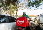 Racismo no delivery: entregadores do iFood denunciaram 148 casos em 2024 - Ifood