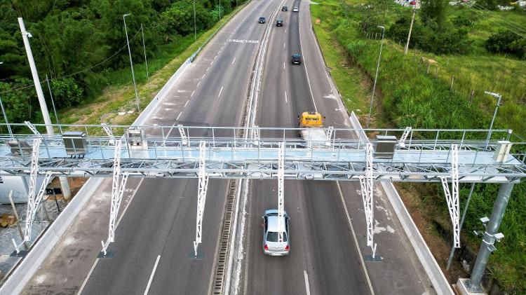 Free flow em trecho da rodovia Rio-Santos