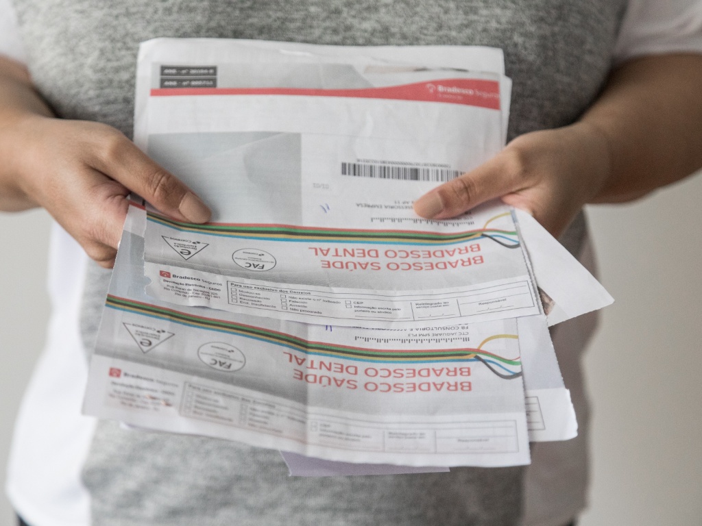Golpe do boleto: aprenda de vez como não pagar contas falsas - 26052020 -  UOL TILT
