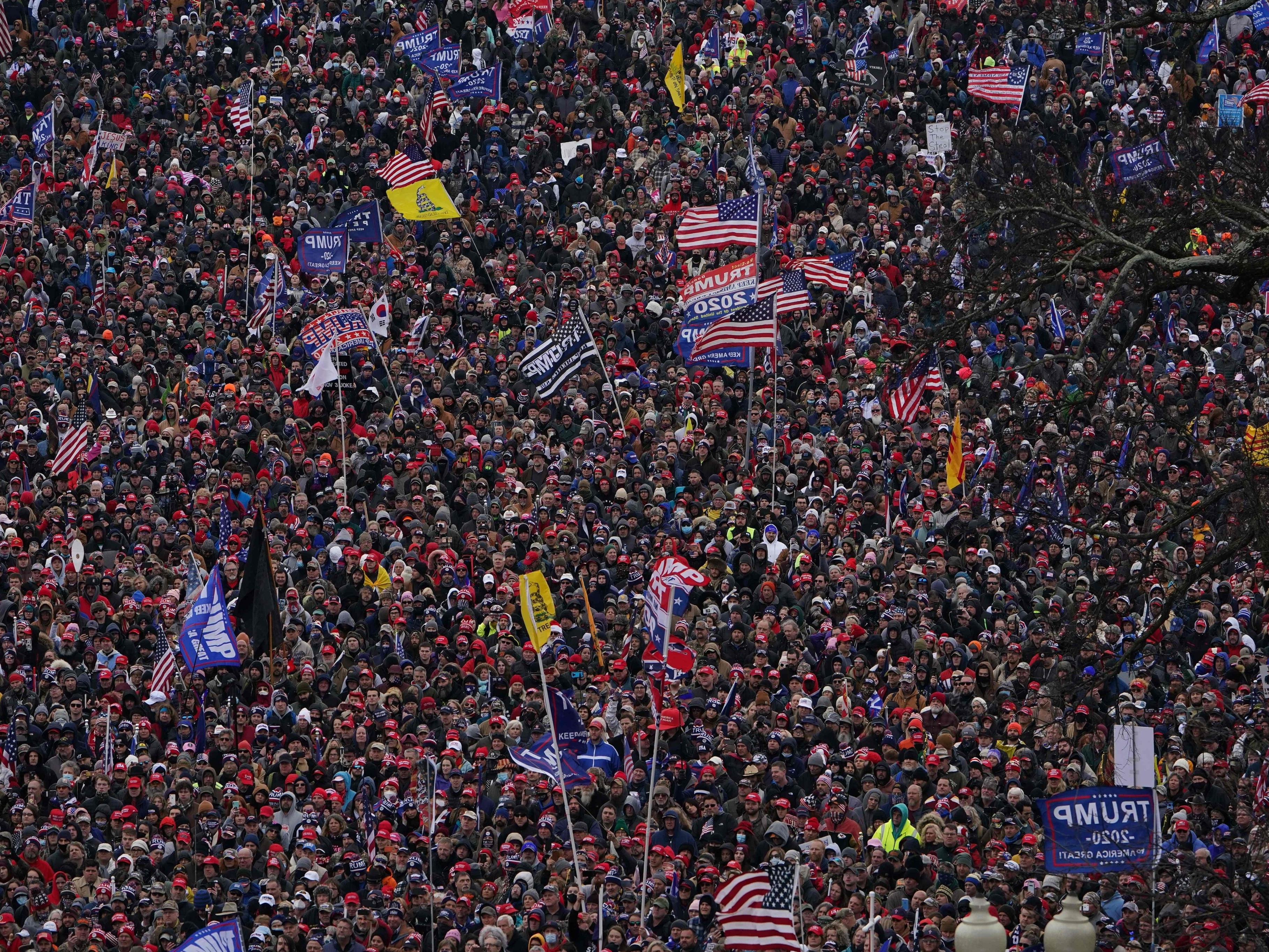 Washington prorroga toque de recolher por 15 dias após invasão ao Capitólio