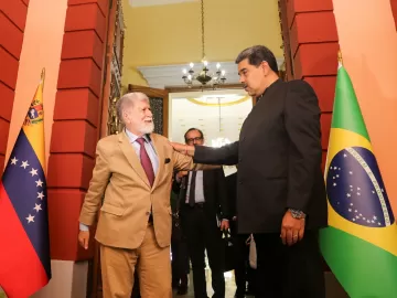 Amorim diz que Brasil está decepcionado com demora das atas na Venezuela
