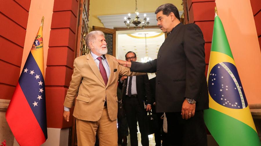 O ex-chanceler brasileiro Celso Amorim se encontrou com o presidente venezuelano, Nicolás Maduro - Miraflores Palare/Reuters