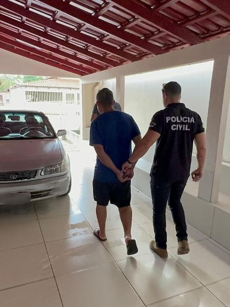 Polícia prendeu um membro de congregação religiosa, de 44 anos, pelo crime de estupro de vulnerável após o homem ter sido flagrado se masturbando próximo a uma criança