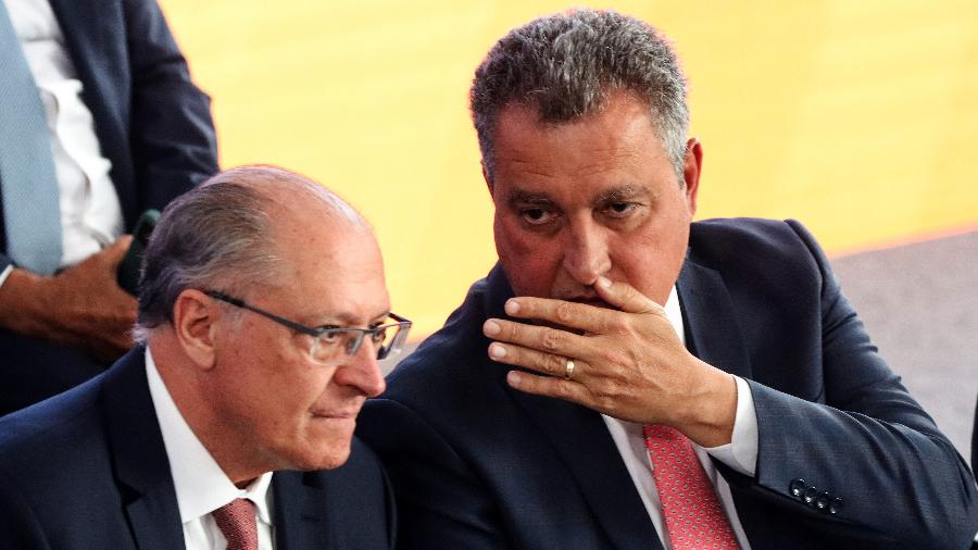 22.11.2023-  O vice-presidente Geraldo Alckmin (PSB) e o ministro Rui Costa (Casa Civil) em evento no Palácio do Planalto