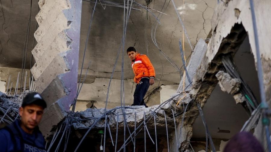 Casa destruída por ataque israelense em Rafah, no sul de Gaza